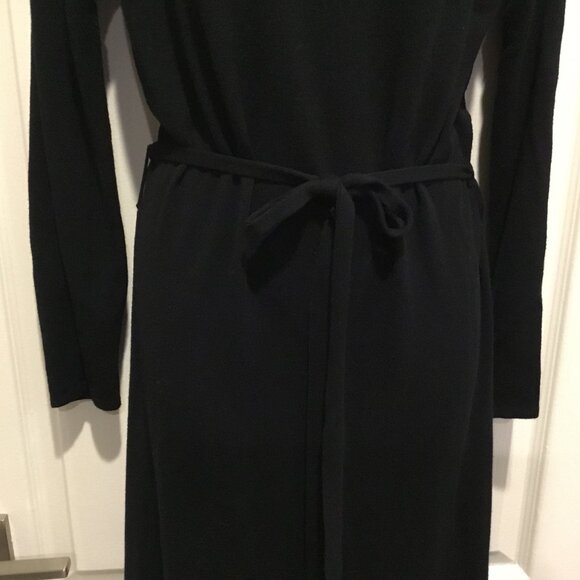 BCBGMAXAZRIA Black Knit Belted Sweater Dress Long Sleeve Size L – Chic & Classic - Picture 4 of 15